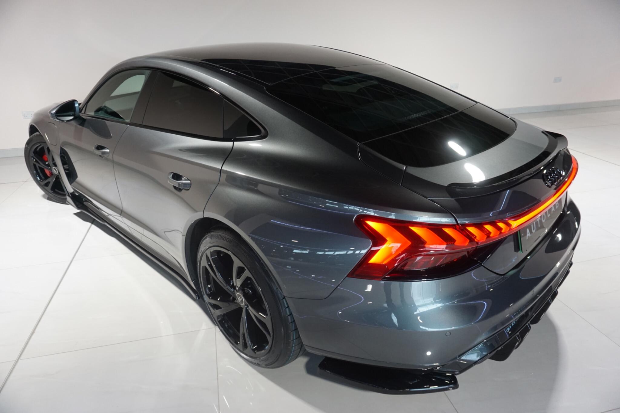 Audi e-tron GT 93.4kWh Saloon 4dr Electric Auto quattro (476 ps)